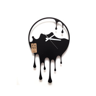 DECOLICIOUS Metal Wall Clock