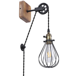 WILLISTON FORGE Anastaysia Plug-in Armed Sconce