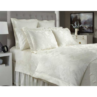 HOME TREASURES LINENS Darian Single Duvet Cover