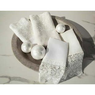 HOME TREASURES LINENS Luzon Lace Linen Fingertip Towel