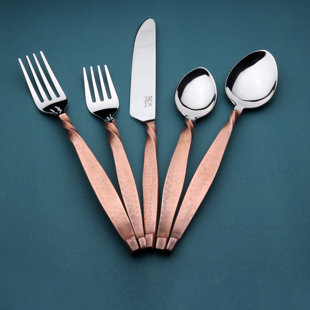 WORLD MENAGERIE Aviv Inox Artisans Twisted Urban Flatware Set