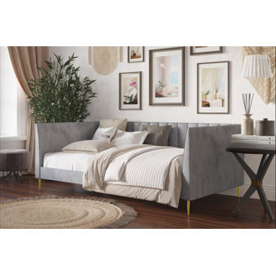 WILLA ARLO™ INTERIORS Maidste Upholstered Daybed