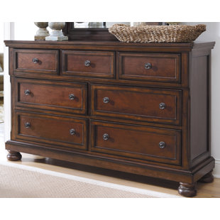 CHARLTON HOME® Emylie 7 Drawer 65.63" W Double Dresser