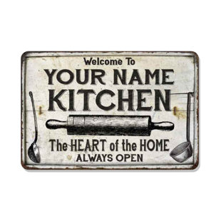 CHICO CREEK SIGNS Personalized Kitchen Sign Heart of the Home Decorative Sign
