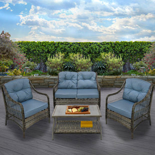 NATIONAL OUTDOOR LIVING 4 - Person Outdoor Seating Group with Cushions