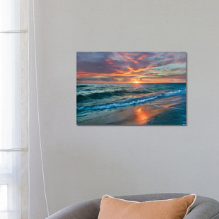 BEACHCREST HOME Tim Fitzharris - Wrapped Canvas Print
