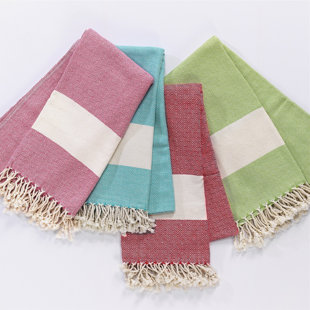 LATITUDE VIVE Cato Throw Blanket