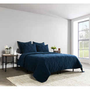 CLASSIC HOME Casi Belgian Flax Linen Quilt
