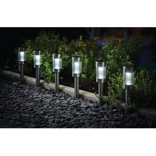 WORLD SOURCE PARTNERS Integrated LED Metal Pathway Light Pack (Set of 6)