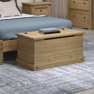 FERNLEAF Berkhamsted Large Blanket Chest, Solid Pine, Corona Design