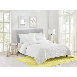TRINA TURK RESIDENTIAL Dream Weaver Cotton Coverlet Set