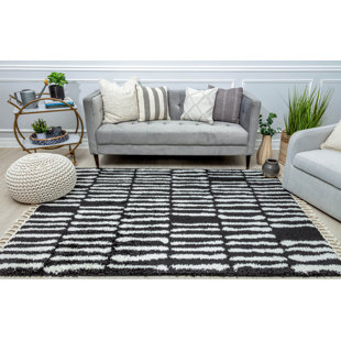 COSMOLIVING BY COSMOPOLITAN Bennett Modern Stormy Nights Area Rug