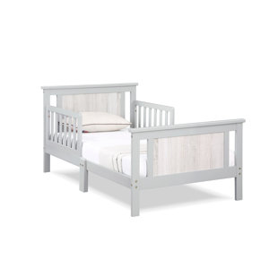 OLIVE & OPIE Connelly Toddler Bed