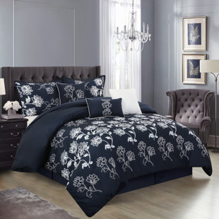 NANSHING AMERICA, INC Alaya 7 Piece Floral Comforter Set