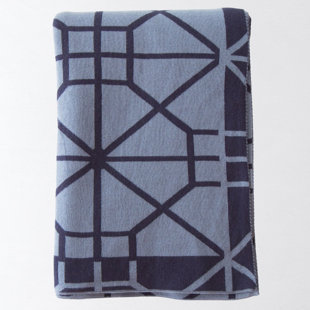 TAJIKHOME Knitted Throw Blanket