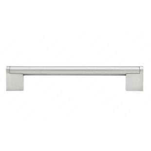 RICHELIEU Inspiration 6 5/16" Center to Center Bar Pull