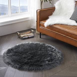 ILIEBE Faux Sheepskin Solid Color Rug