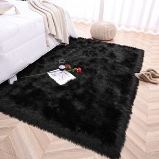 ILIEBE Luxury Faux Sheepskin Fur Area Rug Soft Fluffy Rugs, Shag Plush Carpet Faux Fur Rug For Bedroom Floor Sofa Living Room