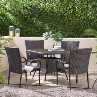 CHRISTOPHER KNIGHT HOME 4 - Person Square Outdoor Dining Set