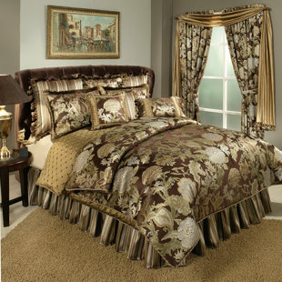 AUSTIN HORN CLASSICS Wonderland Pillow Sham