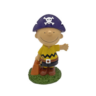 BACK YARD GLORY Peanuts Charlie Brown Pirate Halloween Garden Statue