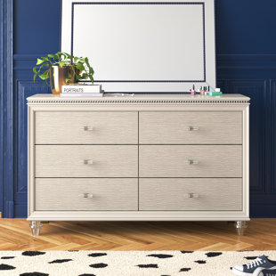 ETTA AVENUE™ TEEN Sienna Kids 6 - Drawer Dresser