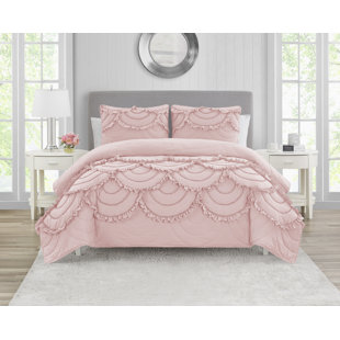 DESIGN STUDIO Scallop Ruffle Blush Pink Garment Washed Soft Solid Quilt Set