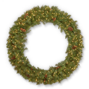NATIONAL TREE CO. Faux Lighted Wreath