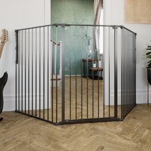 TUCKER MURPHY PET™ Rocky Wall Mounted Pet Gate