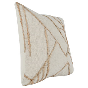 VILLA BY CLASSIC HOME Adil Handwoven Throw Pillow