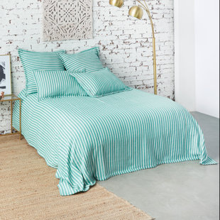 CAROL & FRANK Bengal Stripe Woven Throw Blanket