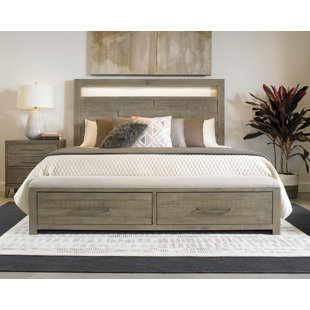 RIVERSIDE FURNITURE Intrigue Platform Storage Bed