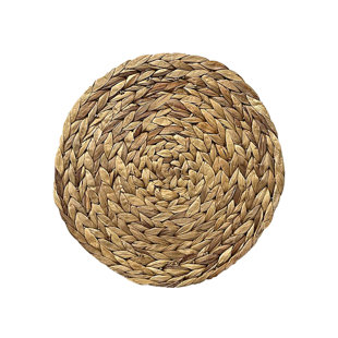 ESSENTIAL DÉCOR & BEYOND, INC Jute No Pattern Charger (Set of 4)