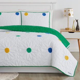 CRAYOLA LLC Quilt Set