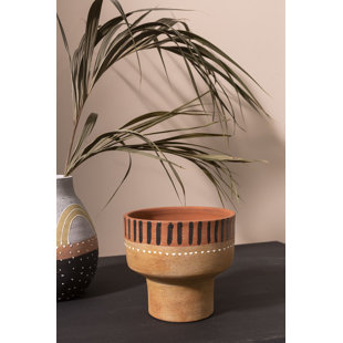 UNION RUSTIC Kialani Handmade Ceramic Pot Planter