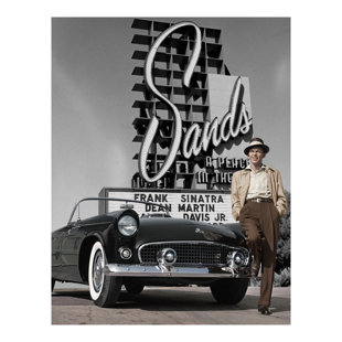 GLOBE PHOTOS ENTERTAINMENT & MEDIA Frank Sinatra " Frank Sinatra At Sands Hotel "