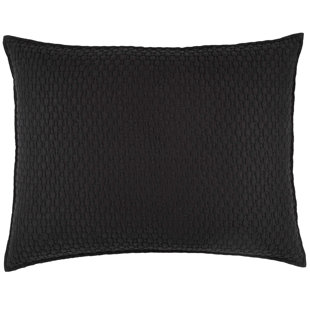 ANNIE SELKE LUXE Lodi Black Matelasse Sham
