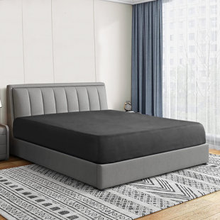 BOSTON LINEN COMPANY Boston Linen Co. Microfiber Fitted Sheet Microfiber Fitted Sheet