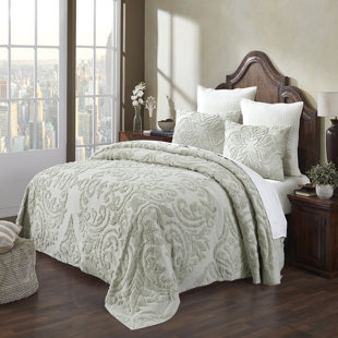 BETTER TRENDS Rylee 100% Cotton Machine Tufted Floral Chenille Bedspreads