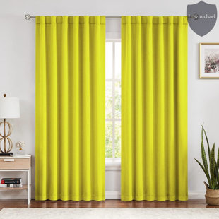 HOMLPOPE Polyester Blackout Curtain Pair
