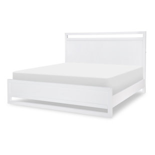 LEGACY CLASSIC FURNITURE Lillybelle White Upholstered Storage Bed