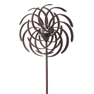 STEADY DOGGIE Metal Plant And Flower Rotator - Solar Powered