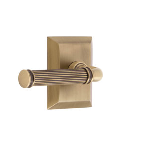 Grandeur Fifth Avenue Square Rosette Privacy with Soleil Lever