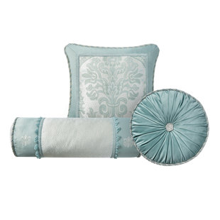 WATERFORD BEDDING Castle Cove Decorative Pillow (Set of 3)