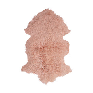 TROPHY ROOM STUFF Sheepskin Solid Color Rug