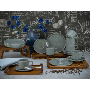 CREATABLE Chef Collection 18 Piece Dinnerware Set - Service for 6