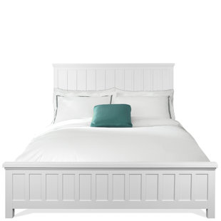 RIVERSIDE FURNITURE Cora Bed