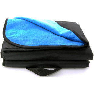 LCM HOME FASHIONS Hand Woven Throw Blanket