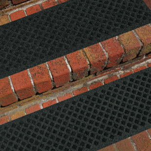 MATTERLY WaterHog Gems 8.5 in. x 30 in. Indoor Outdoor Stair Treads (Set of 4)