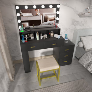 EVERLY QUINN Bhawna Vanity